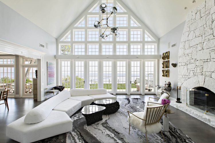 Is White Paint The New Black for Luxury Real Estate In 2016?