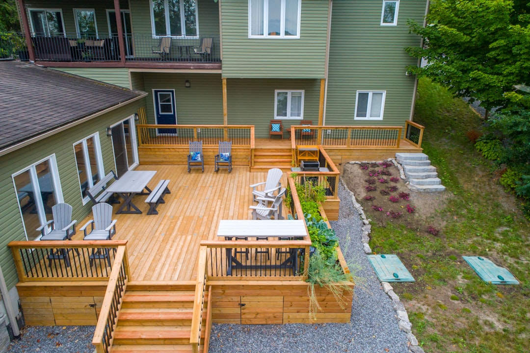 Local Deck Refinishing: A Step-by-Step Guide to Finding the Best Pros